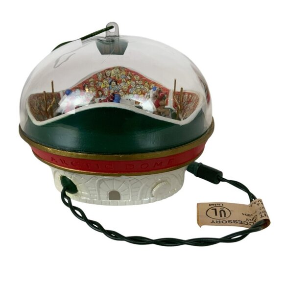 Vintage Hallmark Keepsake Arctic Dome Magic Christmas Ornament 1991 Lights Motio - Picture 3 of 8